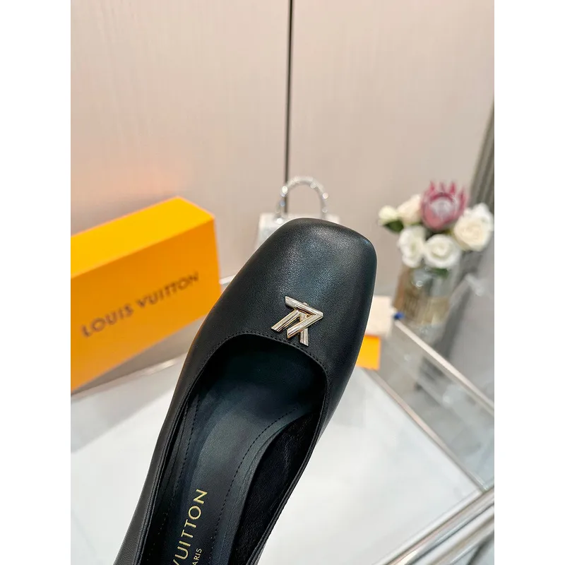 Louis Vuitton Shoes for Womens Louis Vuitton Pumps #A49586