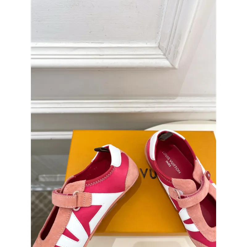 Louis Vuitton Shoes for Womens Louis Vuitton Sandals #A64325