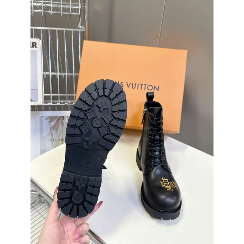 Louis Vuitton Shoes for Louis Vuitton Unisex Shoes #A57119