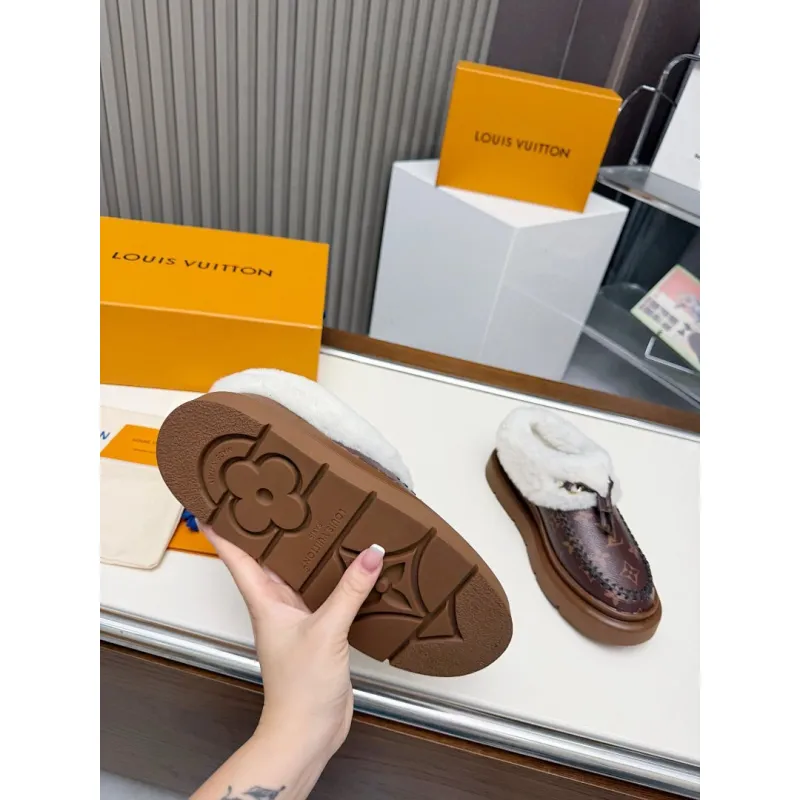 Louis Vuitton Shoes for Womens Louis Vuitton Sneakers #A59114