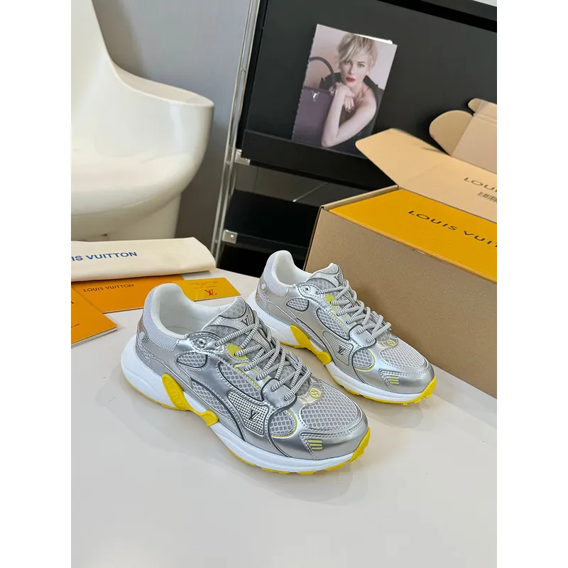 Louis Vuitton Shoes for Womens Louis Vuitton Sneakers #A49594