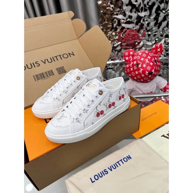 Louis Vuitton Shoes for Womens Louis Vuitton Sneakers #A53322