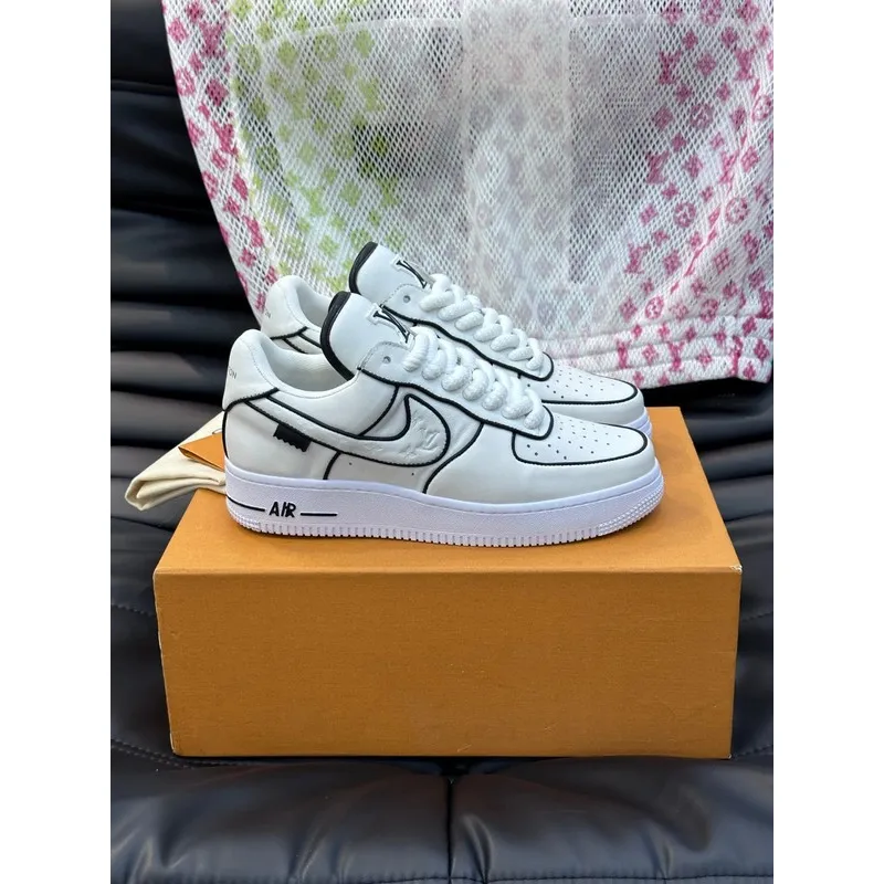 Louis Vuitton & Nike Shoes for Louis Vuitton Unisex Shoes #A33724