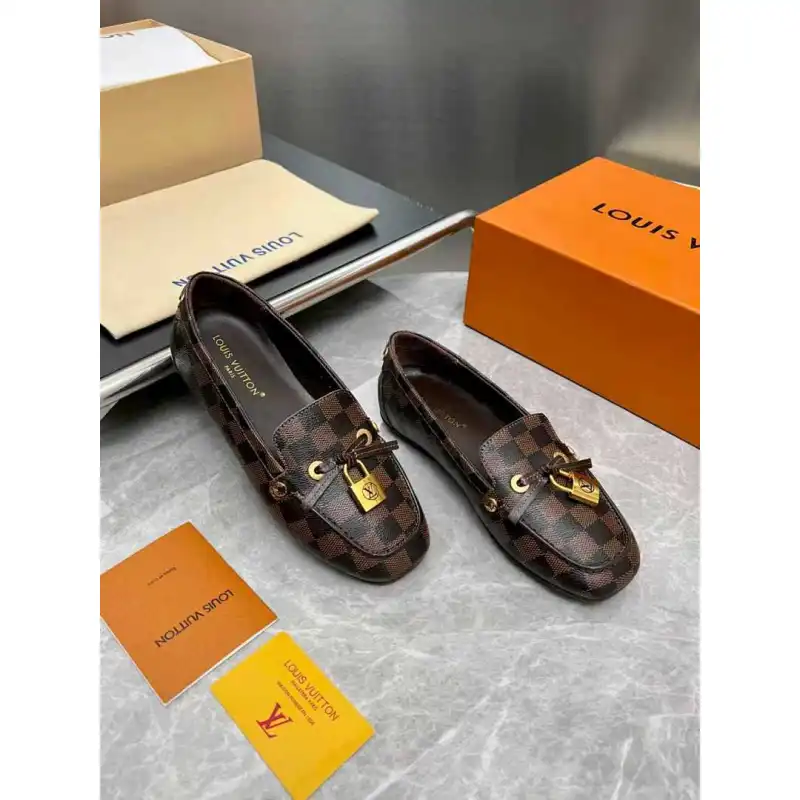 Louis Vuitton Shoes for Womens Louis Vuitton Sandals #A62072