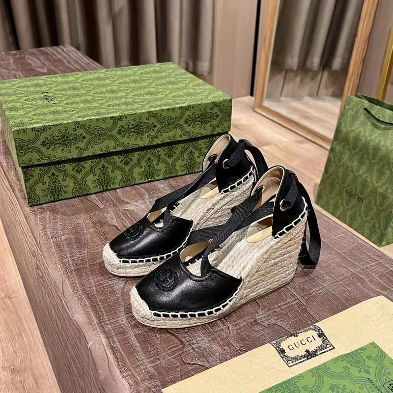 Gucci Shoes for Womens Gucci Sandals #A25109