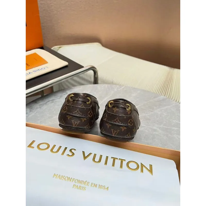 Louis Vuitton Shoes for Womens Louis Vuitton Sandals #A62070