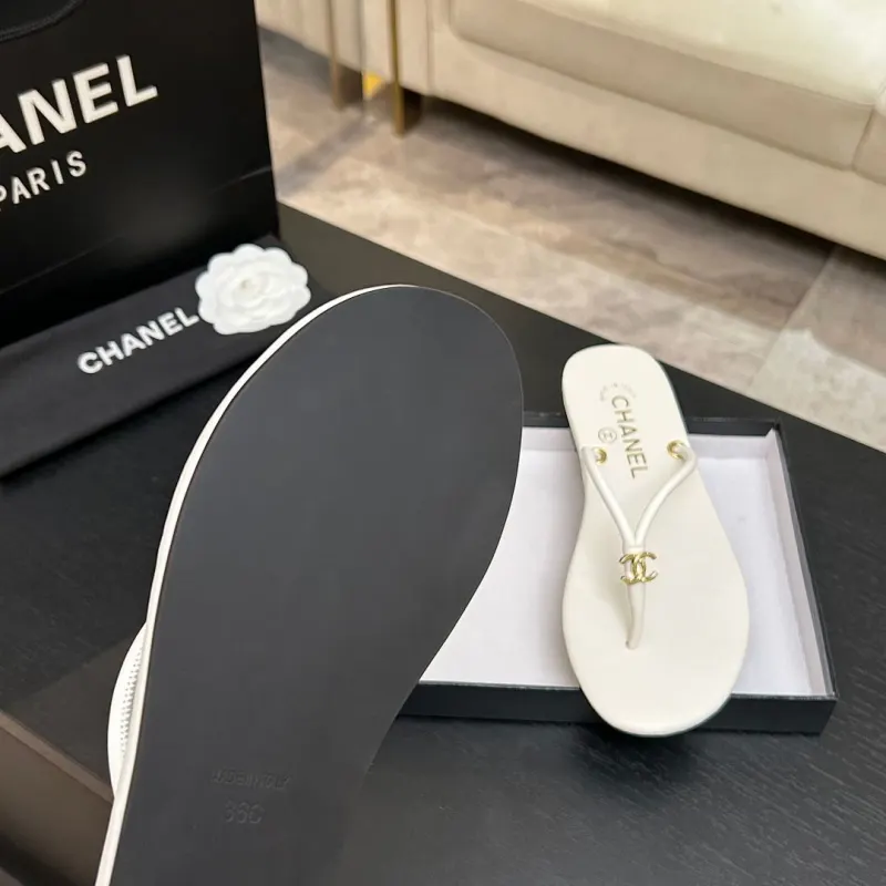 Chanel shoes for Womens Chanel slippers #A63914