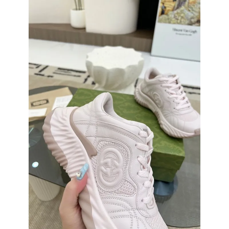 Gucci Shoes for Women Gucci Sneakers #A37411