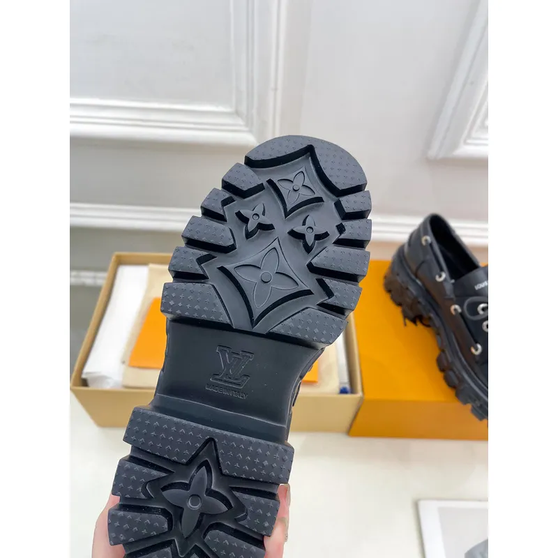 Louis Vuitton Shoes for Womens Louis Vuitton Pumps #A49592