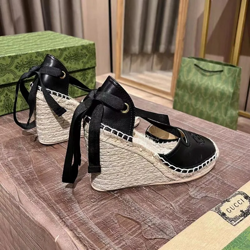 Gucci Shoes for Womens Gucci Sandals #A25109