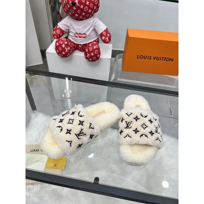 Louis Vuitton Shoes for Womens Louis Vuitton Slippers #A57893 Louis Vuitton Shoes for Womens Louis Vuitton Slippers #A57893