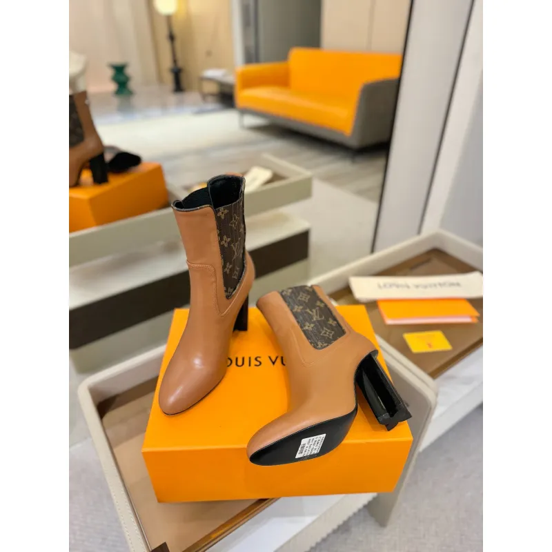 Louis Vuitton Shoes for Womens Louis Vuitton boots heel height:9cm #A58304