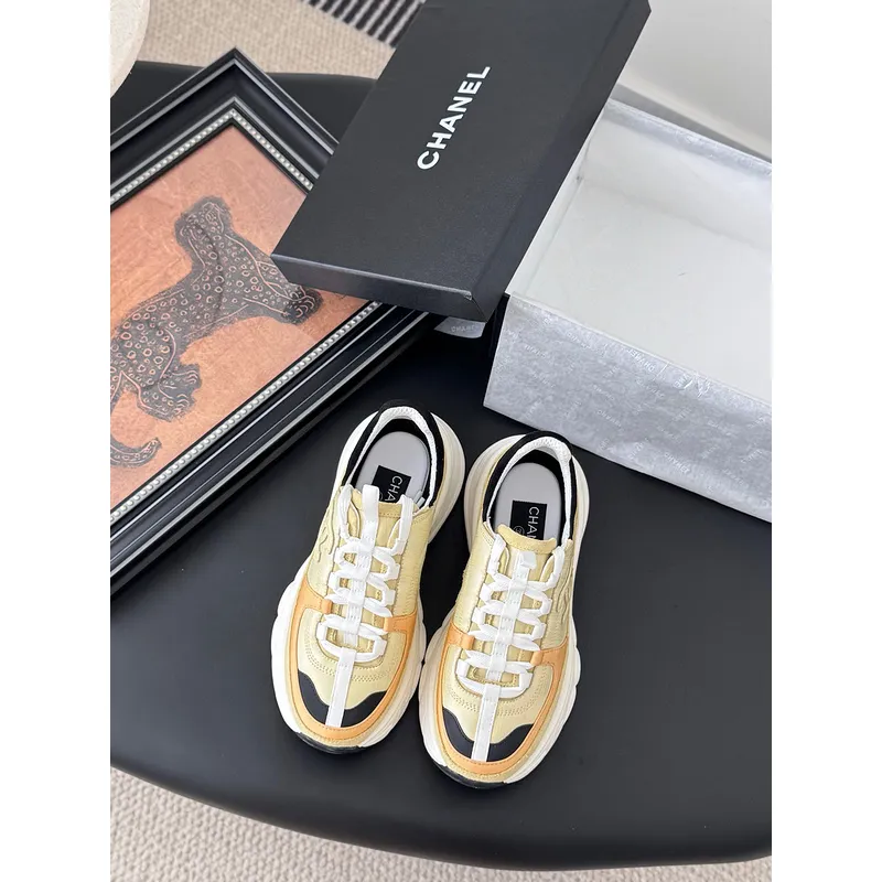Chanel shoes for Womens Chanel Sneakers Trainers - Calfskin & suede calfskin #A54186