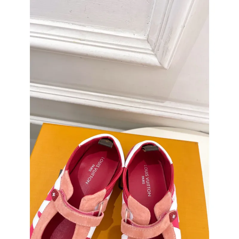 Louis Vuitton Shoes for Womens Louis Vuitton Sandals #A64325