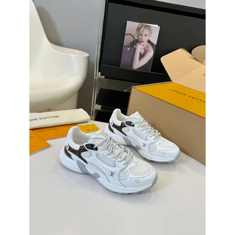Louis Vuitton Shoes for Womens Louis Vuitton Sneakers #A49594