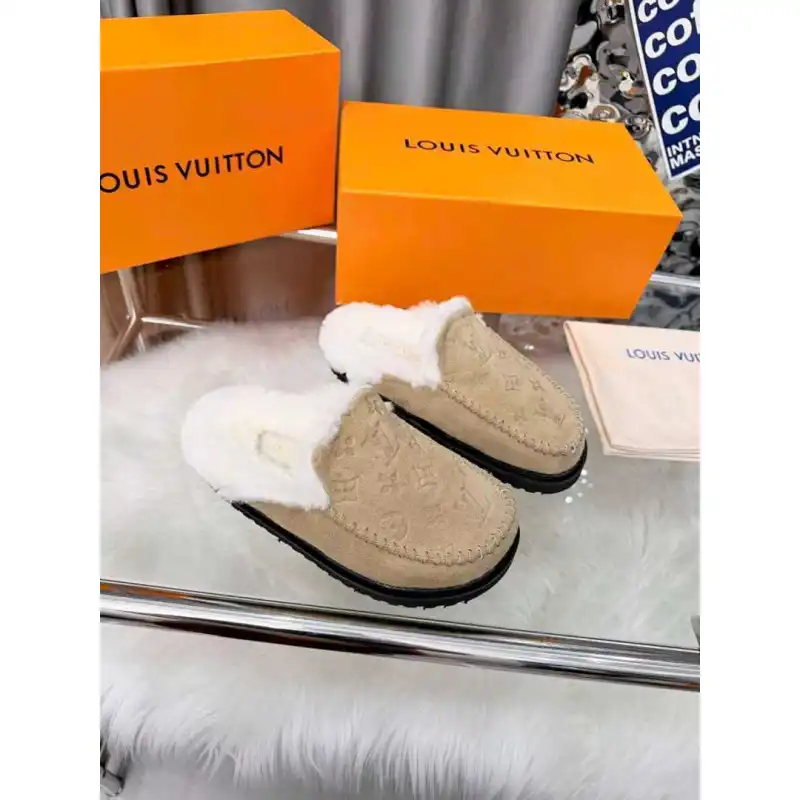 Louis Vuitton Shoes for Womens Louis Vuitton Slippers #A58618 Louis Vuitton Shoes for Womens Louis Vuitton Slippers #A58618