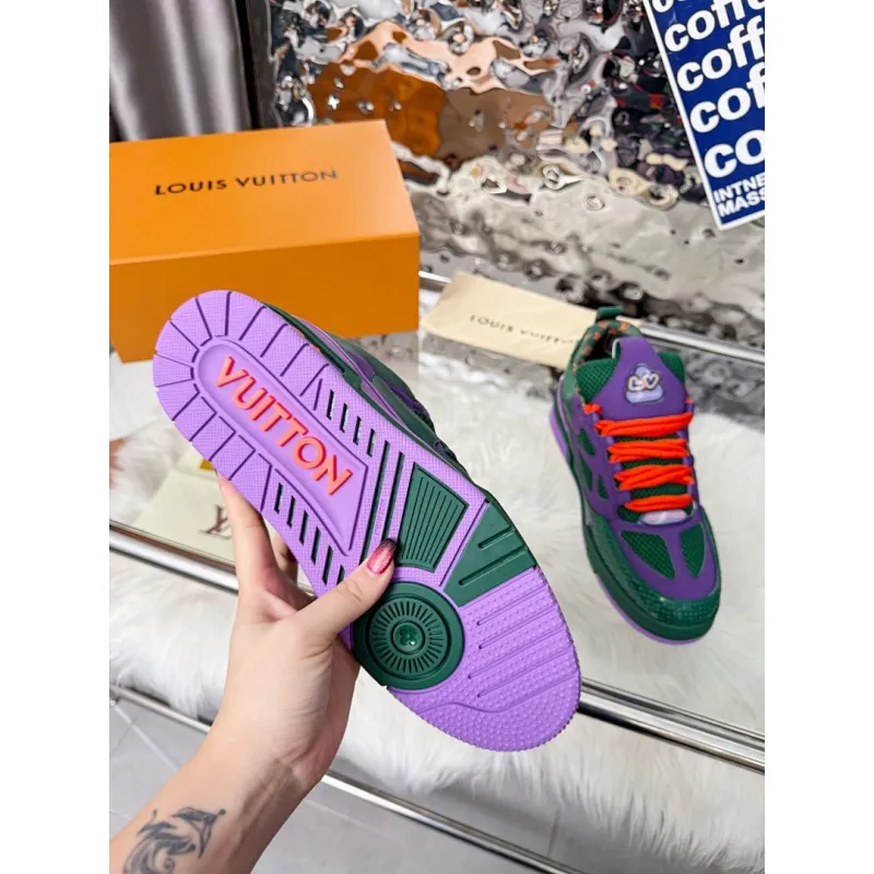 Louis Vuitton Shoes for Mens Louis Vuitton Sneakers #A62082
