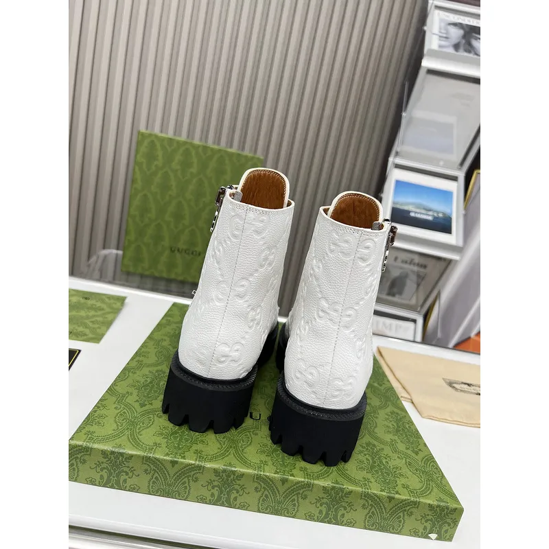 Gucci Shoes for Women Gucci Boots #A43620