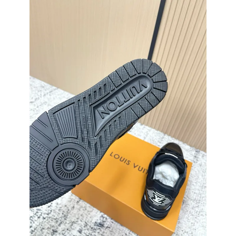 Louis Vuitton Shoes for Louis Vuitton Unisex Shoes #A62087