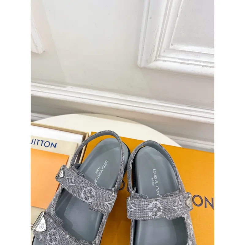 Louis Vuitton Shoes for Womens Louis Vuitton Sandals #A64312