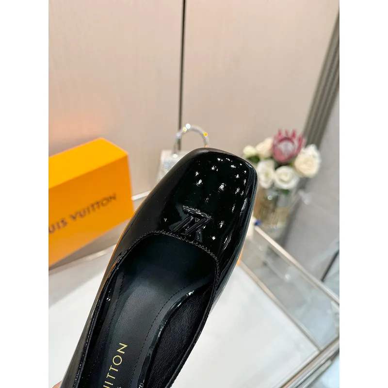 Louis Vuitton Shoes for Womens Louis Vuitton Pumps #A49586