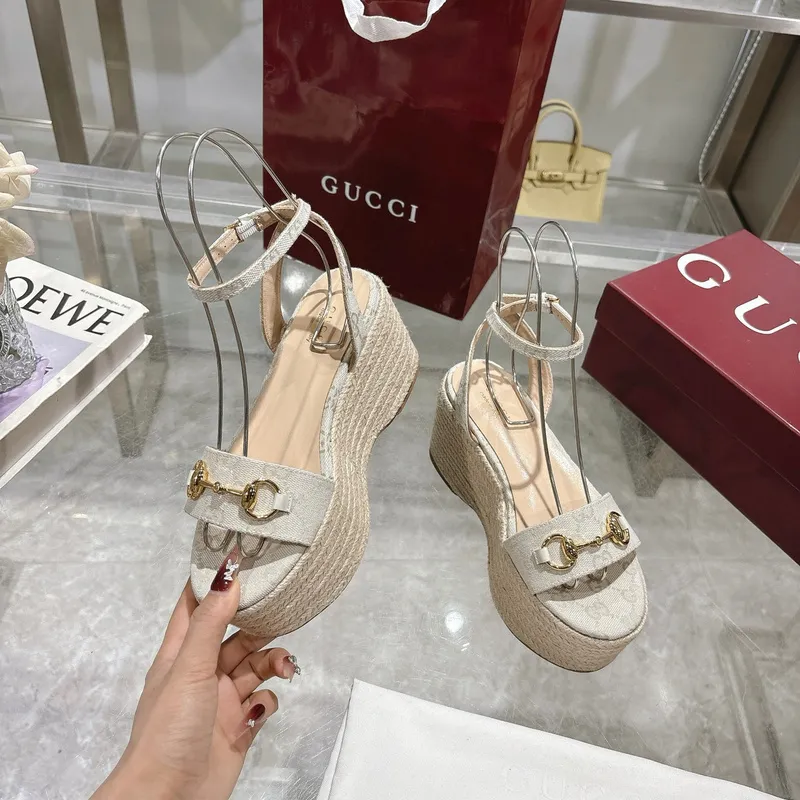 Gucci Shoes for Women Gucci Sandals #A51723