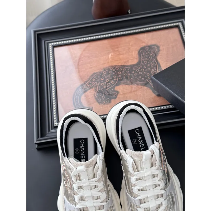 Chanel shoes for Womens Chanel Sneakers Trainers - Calfskin & suede calfskin #A54186
