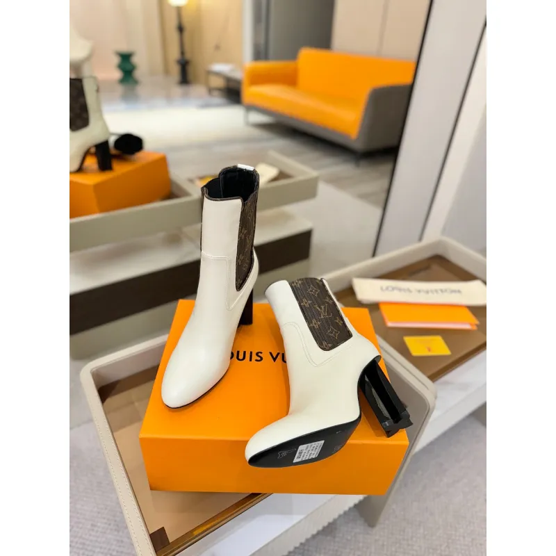 Louis Vuitton Shoes for Womens Louis Vuitton boots heel height:9cm #A58302