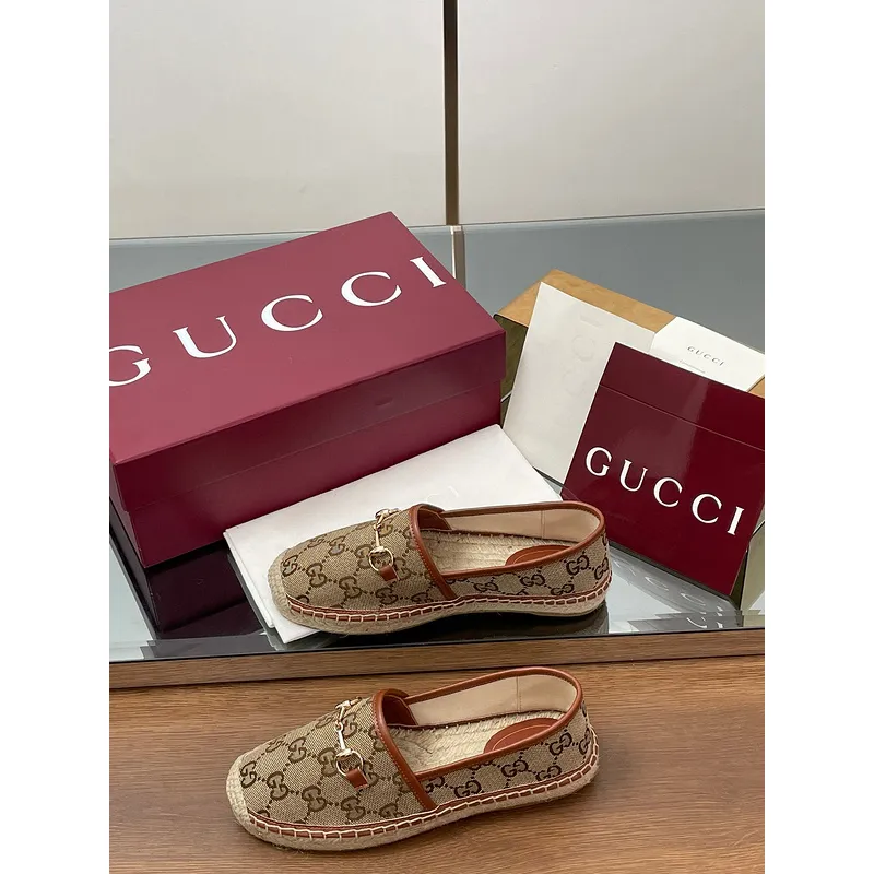 Gucci Shoes for Women Gucci Flats Horsebit GG Canvas espadrilles in burgundy #A49568