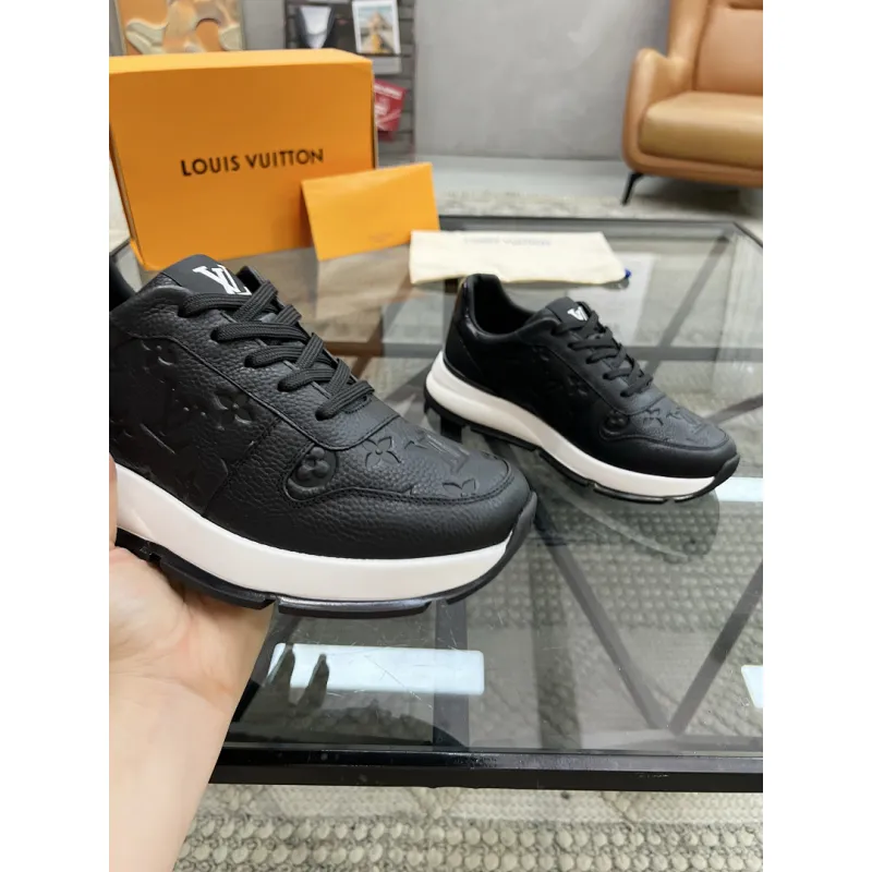 Louis Vuitton Shoes for Mens Louis Vuitton Sneakers #A63752