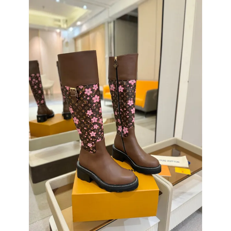 Louis Vuitton Shoes for Womens Louis Vuitton boots heel height:3.5cm #A58328 Louis Vuitton Shoes for Womens Louis Vuitton boots heel height:3.5cm #A58328