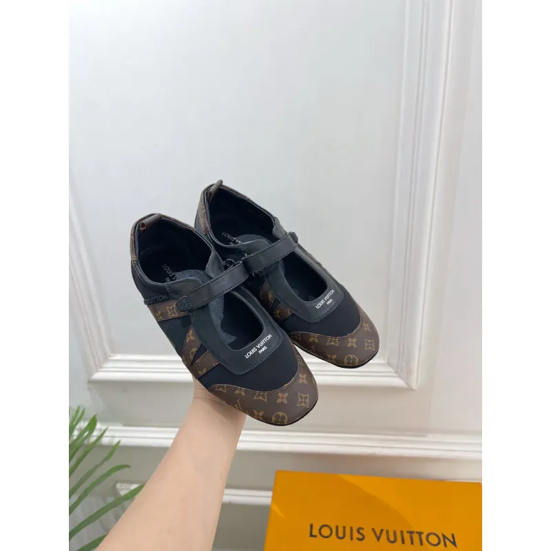 Louis Vuitton Shoes for Womens Louis Vuitton Sandals #A64323