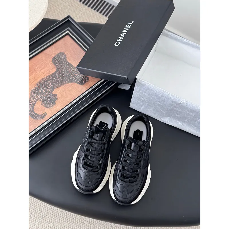 Chanel shoes for Womens Chanel Sneakers Trainers - Calfskin & suede calfskin #A54186