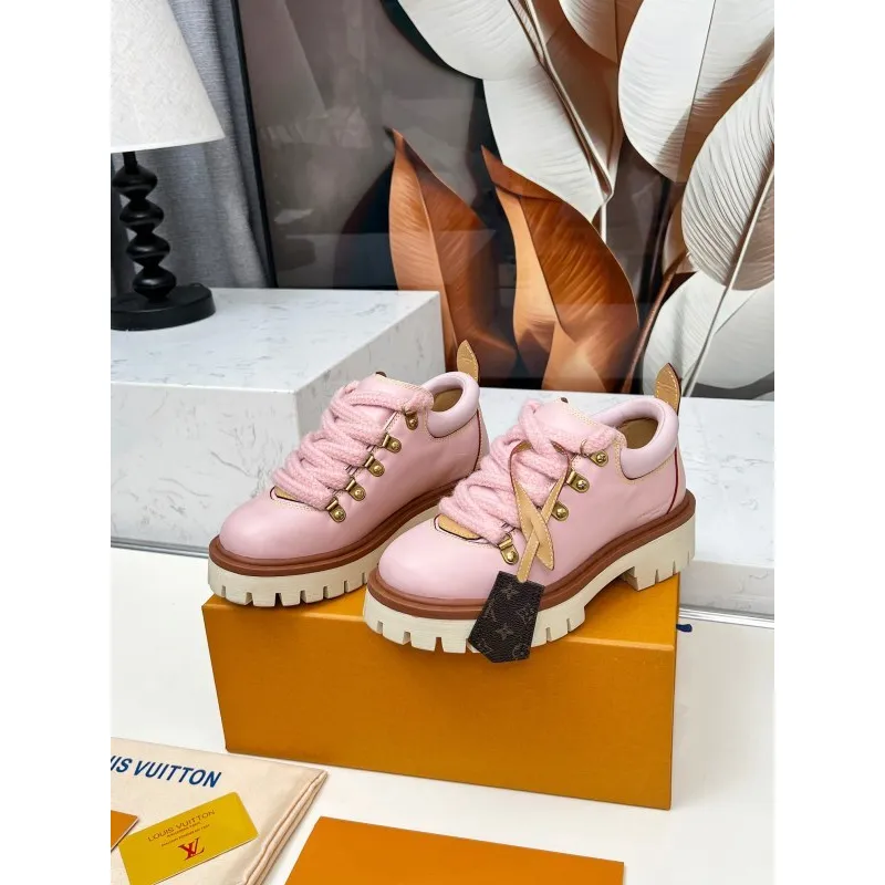 Louis Vuitton Shoes for Louis Vuitton Unisex Shoes 3.5cm #A56848