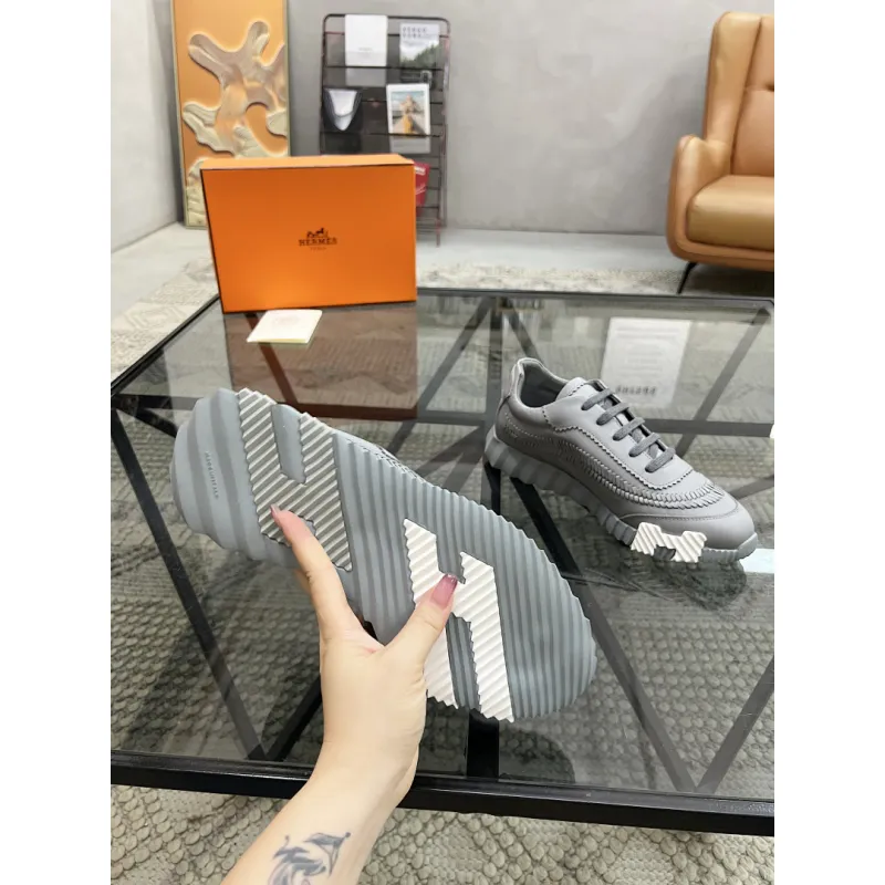 Hermes Sneakers Shoes for Men #A63624