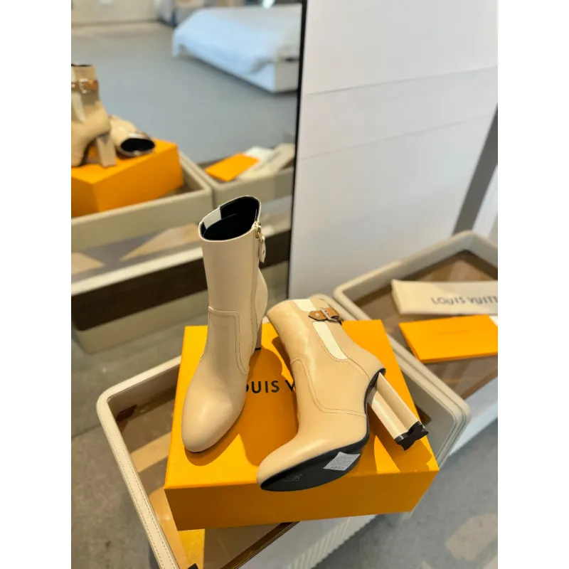 Louis Vuitton Shoes for Womens Louis Vuitton boots heel height:9.5cm #A58321
