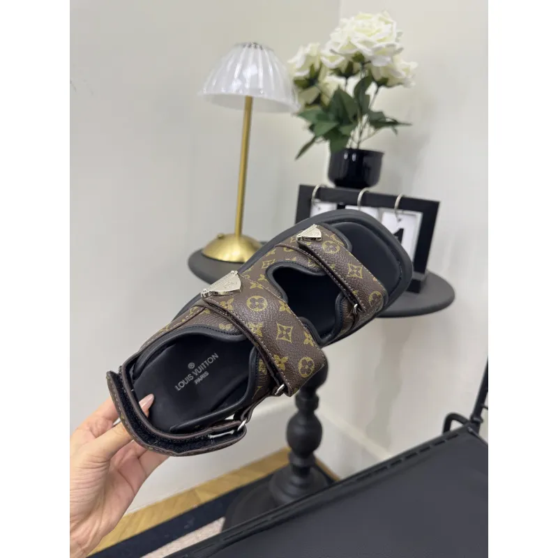 Louis Vuitton Shoes for Womens Louis Vuitton Sandals #A61777