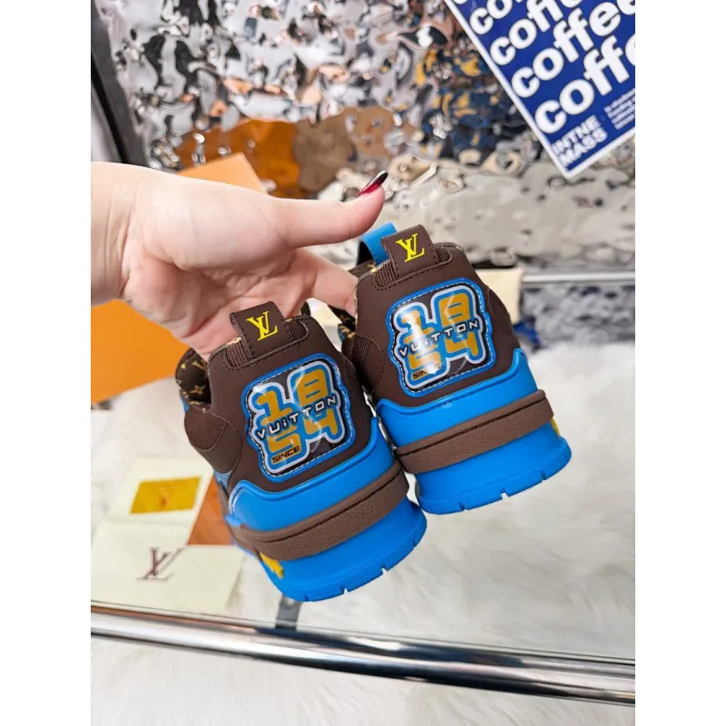 Louis Vuitton Shoes for Mens Louis Vuitton Sneakers #A62081