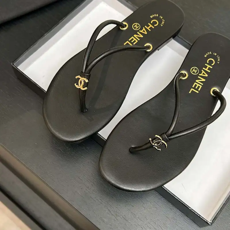 Chanel shoes for Womens Chanel slippers #A63915