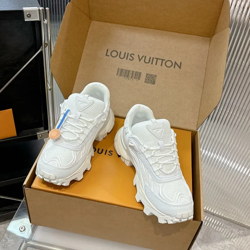 Louis Vuitton Shoes for Mens Louis Vuitton Sneakers #A62703