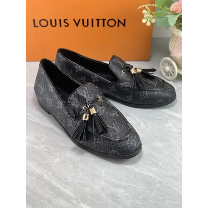 Louis Vuitton Shoes for Womens Louis Vuitton Flats #A58665