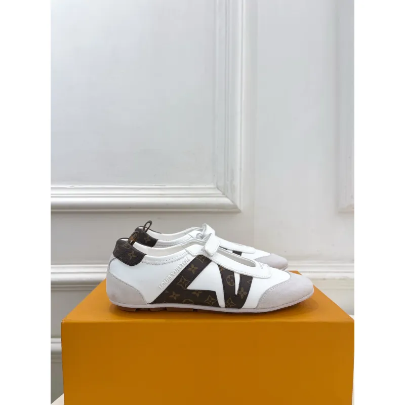 Louis Vuitton Shoes for Womens Louis Vuitton Sandals #A64324