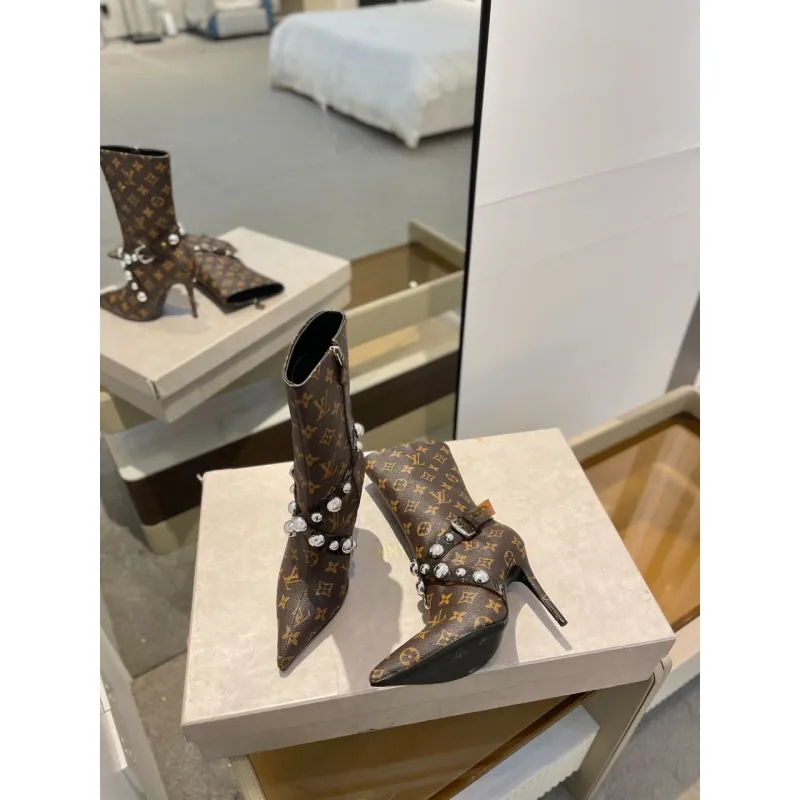 Louis Vuitton Shoes for Womens Louis Vuitton boots heel height:10cm #A58315