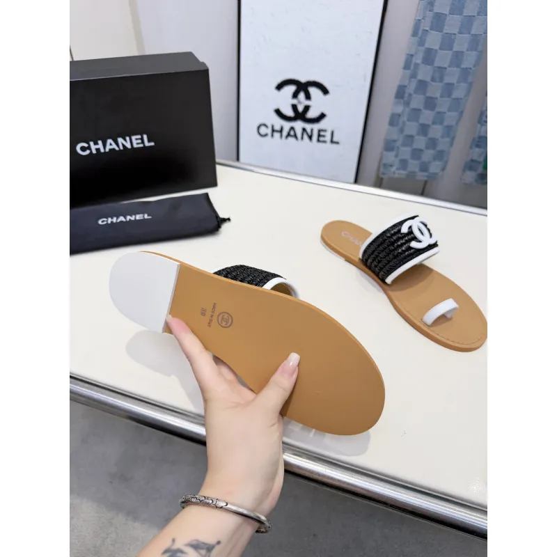 Chanel shoes for Womens Chanel slippers #A65137