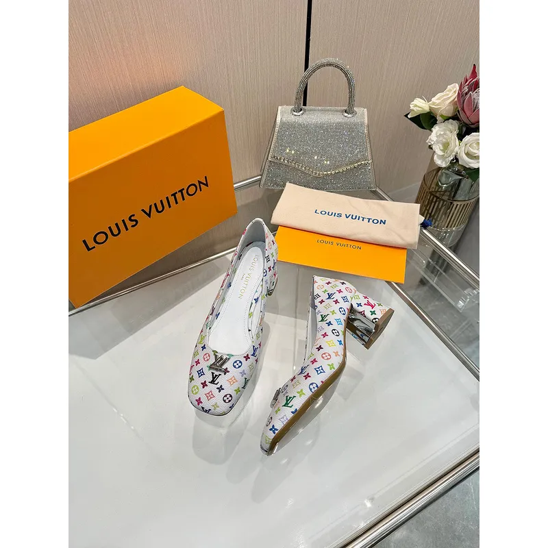 Louis Vuitton Shoes for Womens Louis Vuitton Pumps #A49586