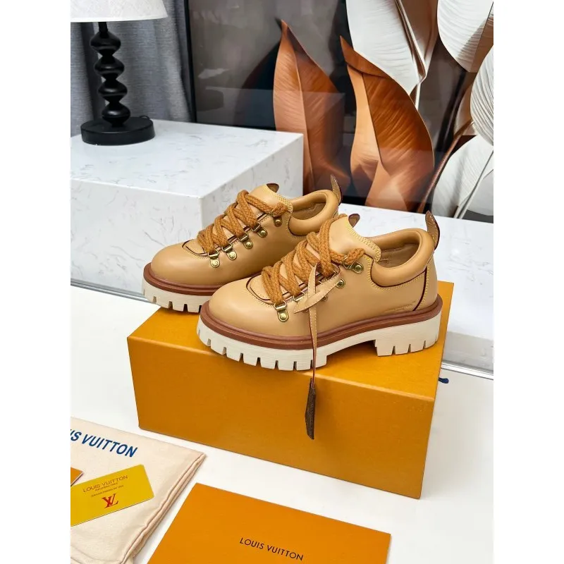Louis Vuitton Shoes for Louis Vuitton Unisex Shoes 3.5cm #A56853