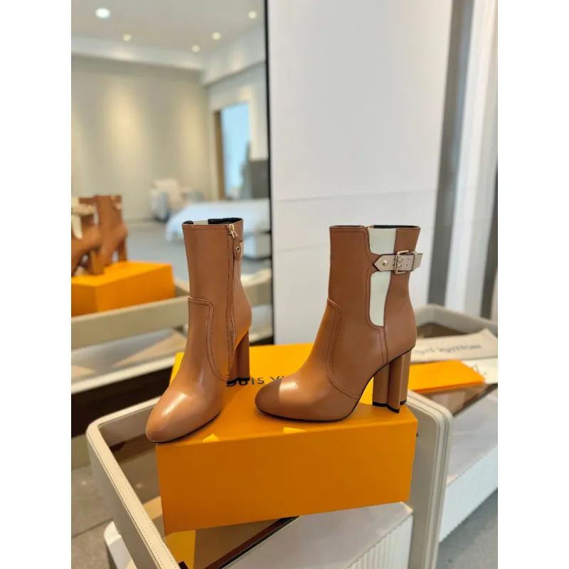 Louis Vuitton Shoes for Womens Louis Vuitton boots heel height:9.5cm #A58322