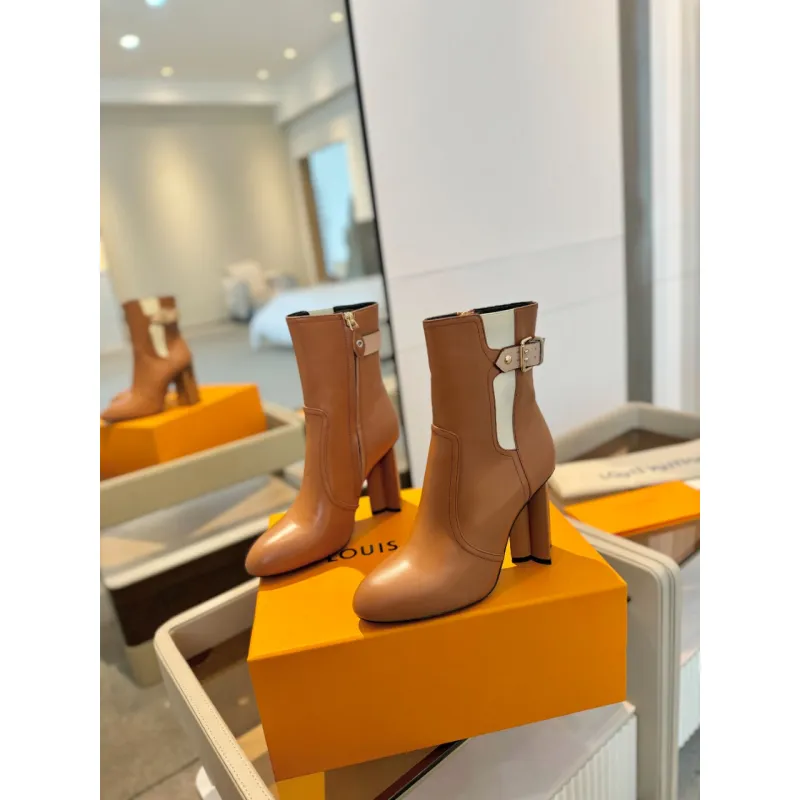 Louis Vuitton Shoes for Womens Louis Vuitton boots heel height:9.5cm #A58322