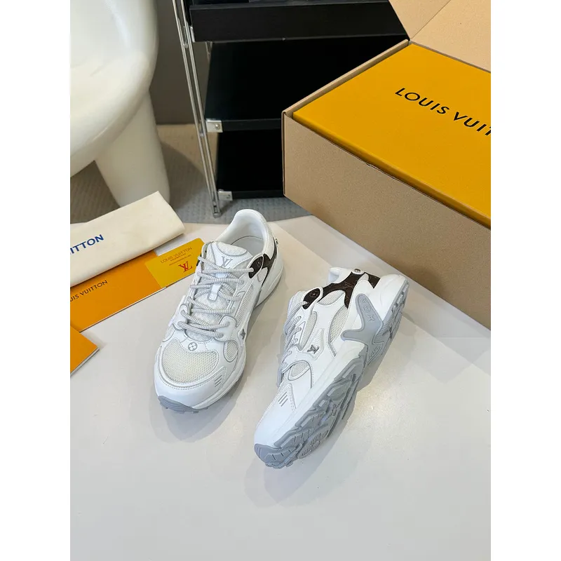 Louis Vuitton Shoes for Womens Louis Vuitton Sneakers #A49594