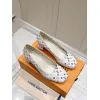 Louis Vuitton Shoes for Womens Louis Vuitton Pumps #A49570